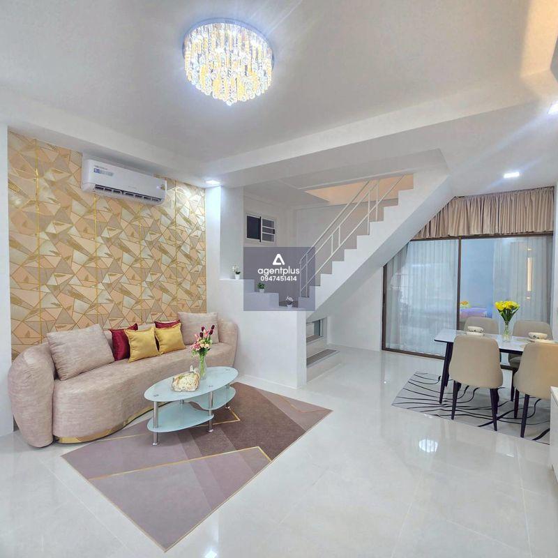  ขายทาวน์โฮมสองชั้นทำเลค้าขายได้ ทำเลทองเนินพลับหวาน