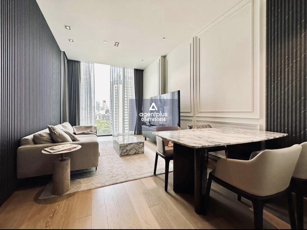 ขาย/ให้เช่าคอนโดหรู 2ห้องนอน 28 Chidlom เฟอร์ครบ ใกล้บีทีเอสเพียง300เมตร