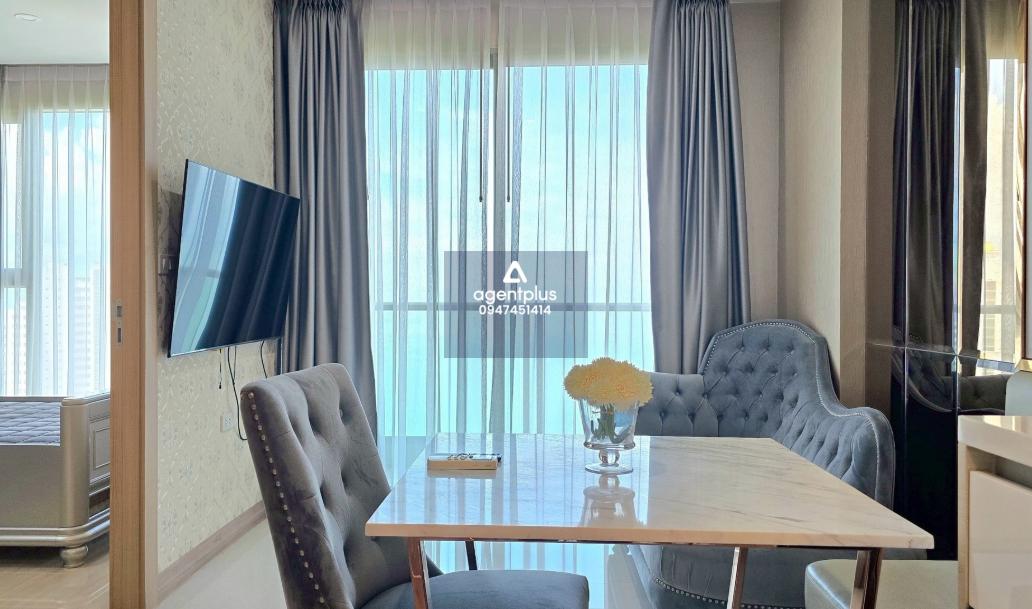 ขายคอนโดสุดหรู The riviera Jomtien พัทยา มองเห็นวิวทะเล ติดหาดจอมเทียน  