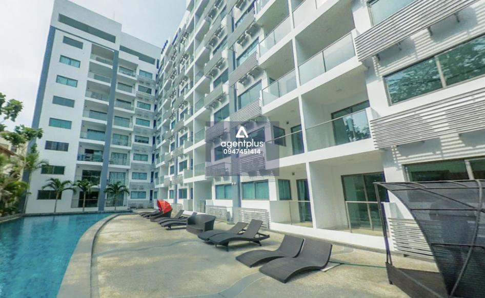 คอนโดมิเนียม คลับ รอยัล บางละมุง ทำเลดี บริเวณโดยรอบทรัพย์เป็นแหล่งท่องเที่ยวและแหล่งชุมชน การคมนาคมสะดวก สาธารณูปโภคพร้อม