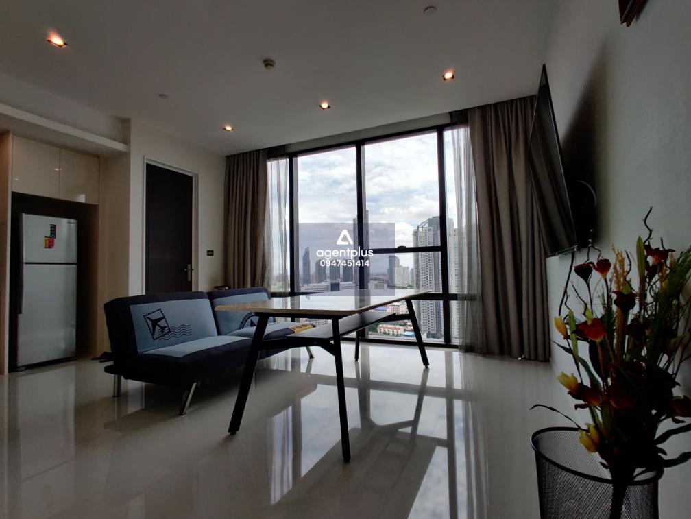 ขายคอนโดหรู เดอะ แบงค็อค สาทร  พร้อมอยู่ ทำเลดีใจกลางเมือง