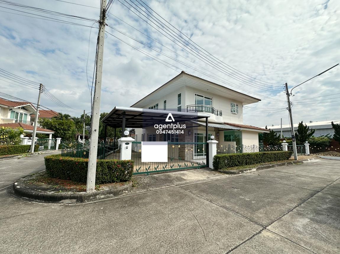 ขายบ้านเดี่ยว 2 ชั้น พร้อมสระว่ายน้ำ ศุภาลัยวิลล์ เชียงใหม่ เหมาะสำหรับครอบครัวที่กำลังมองหาบ้านพร้อมอยู่ ทำเลดี ใกล้สิ่งอำนวยความสะดวก