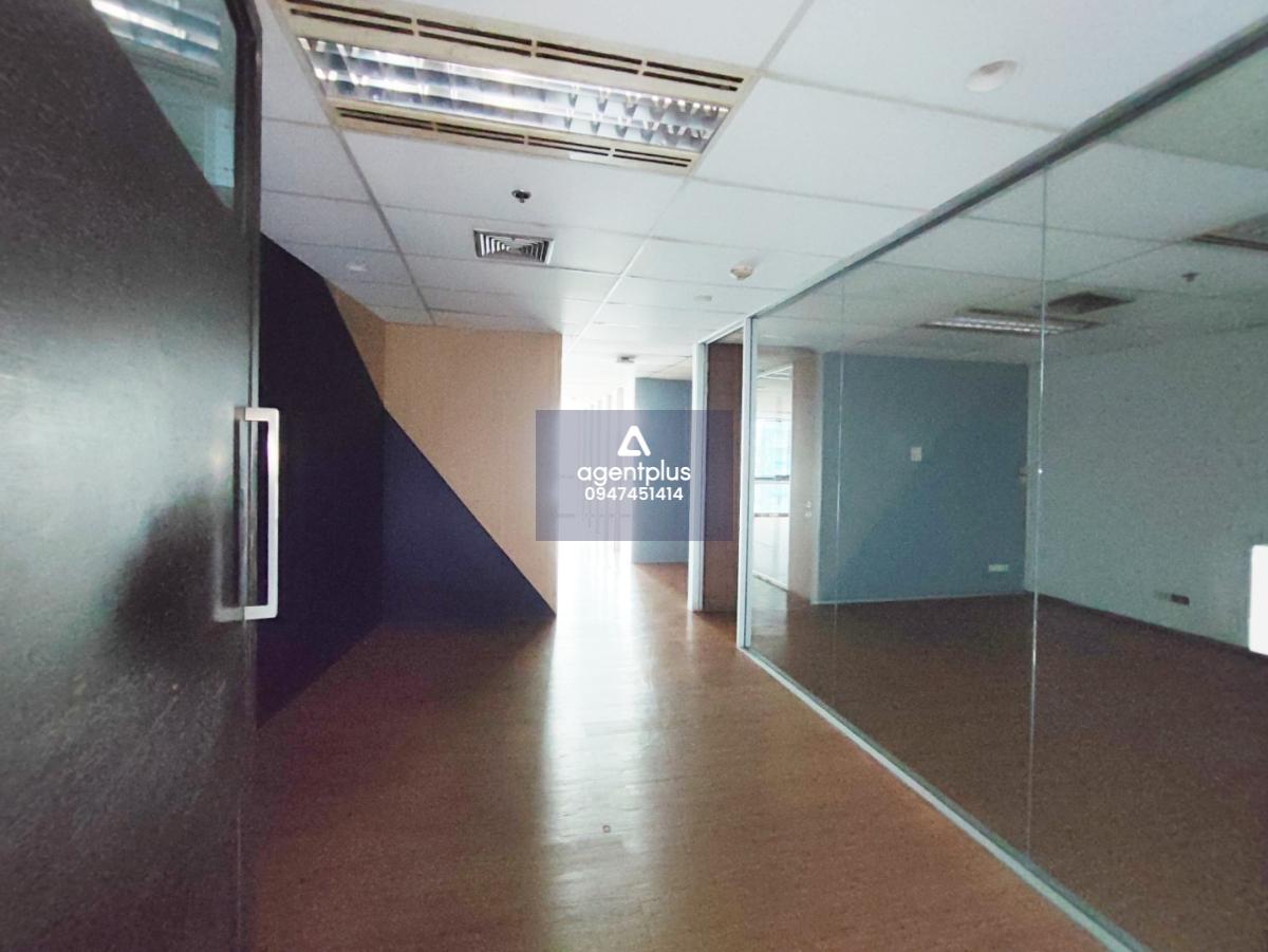 เช่า อาคารสำนักงานมาตรฐาน ใจกลางเมือง ใกล้อนุสาวรีย์ชัยสมรภูมิ พื้นที่ 202.84 ตรม