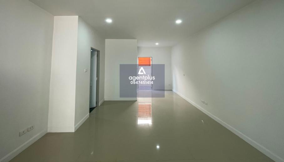 ขาย ทาวน์เฮ้าส์ โครงการชนรดา 2 เมืองอุดรธานี