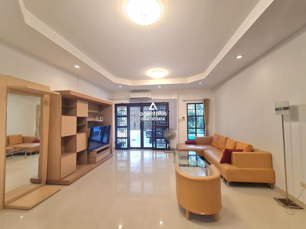 ขายและให้เช่าพูลวิลล่า ตกแต่งใหม่ทันสมัย  บ้านสไลเดอร์พร้อมสระว่ายน้ำ จอมเทียน พัทยา