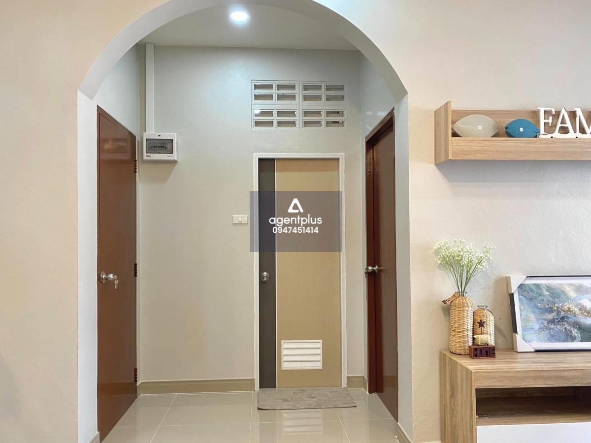 ทาวน์เฮ้าส์ชั้นเดียว แต่งครบ พร้อมเข้าอยู่ ทำเลเยี่ยมใจกลางเมืองพัทยา