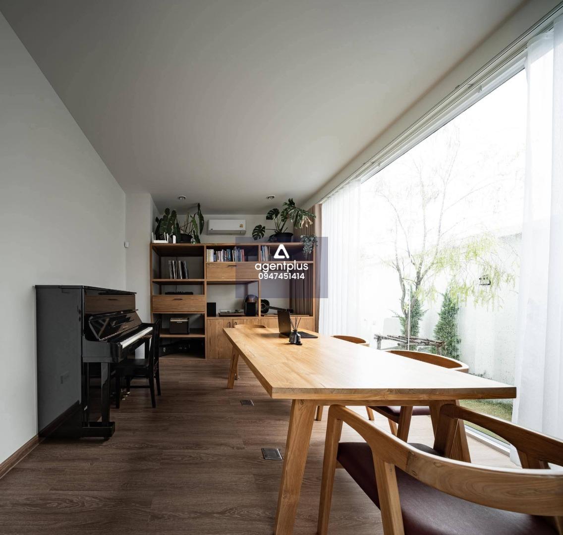 *ขาย/เช่าบ้านเดี่ยวนอกโครงการพร้อมสระว่ายน้ำ สไตล์ minimal modern ลาดพร้าว 64 กรุงเทพฯ