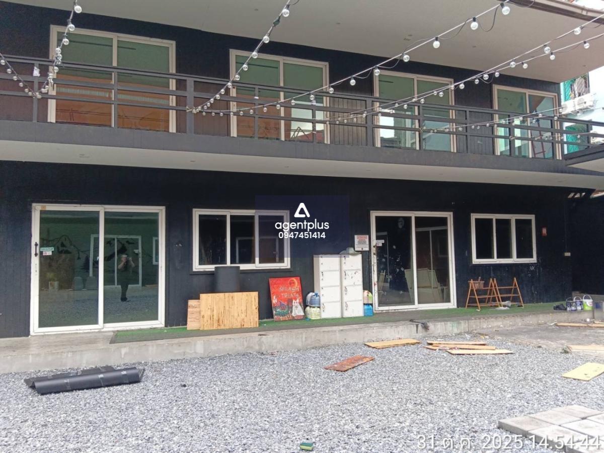 ให้เช่าอาคาร ทำเลทอง รัชดา 14 – ใกล้ MRT ห้วยขวาง เพียง 450 ม.