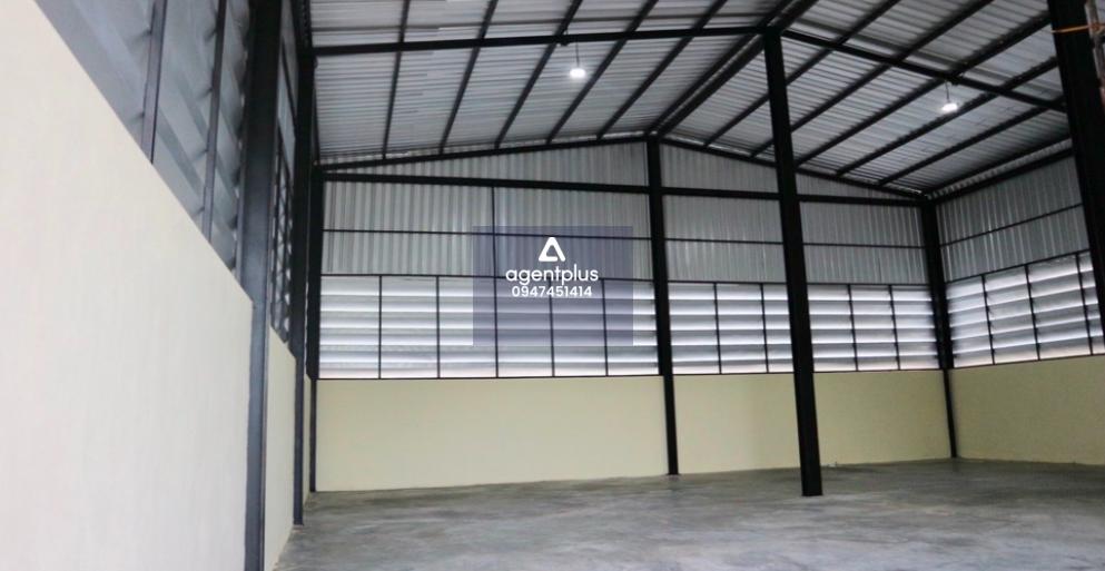 *ขายเเละให้เช่าโกดัง 100 ตรวา พร้อมออฟฟิศ