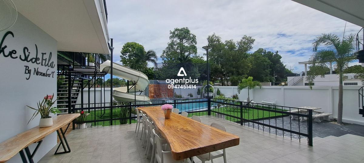 ขายพูลวิลล่า พร้อมผู้เช่า เหมาะแก่การลงทุน เขามะกอก ห้วยใหญ่ พัทยา 6 ห้องนอน 5 ห้องน้ำ สระว่ายน้ำส่วนตัว