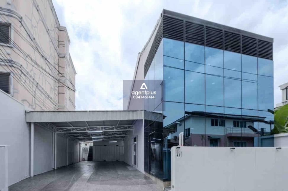 *ที่ดินพร้อมตึกออฟฟิต+โกดังขนาดเล็ก 72 ตร.วา ซอยกุศลศิลป์ ถนนสรรพาวุธ บางนา เหมาะกับ ออฟฟิต สำนักงาน ที่พักอาศัย