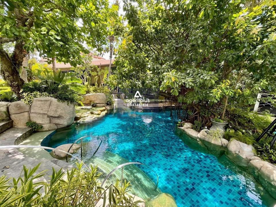 ขายคอนโด เดอะริเวียร่า วงอมาตย์