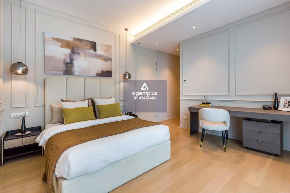 เช่าคอนโหรูใจกลางเมือง! Baan Sindhorn Luxury Residence