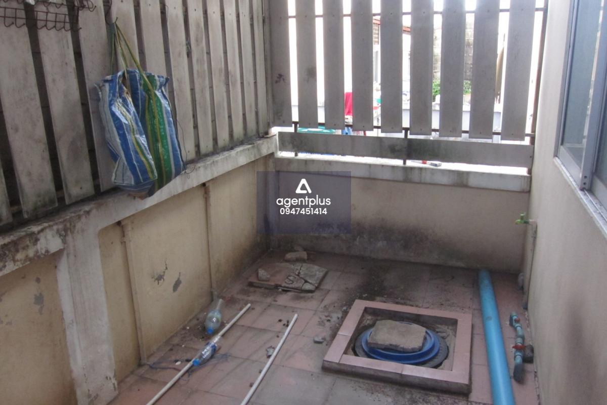 ขายทาวน์เฮ้าส์เปล่า 2 ชั้น หมู่บ้านสวนกษิรา ศรีราชา ชลบุรี