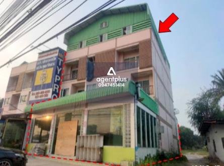 ขาย อาคารพาณิชย์ 3 ชั้น มีชั้นลอย และต่อเติมชั้นดาดฟ้า จำนวน 3 คูหาติดกัน โดยมีพื้นที่ภายในระหว่างอาคารเชื่อมทะลุถึงกัน 