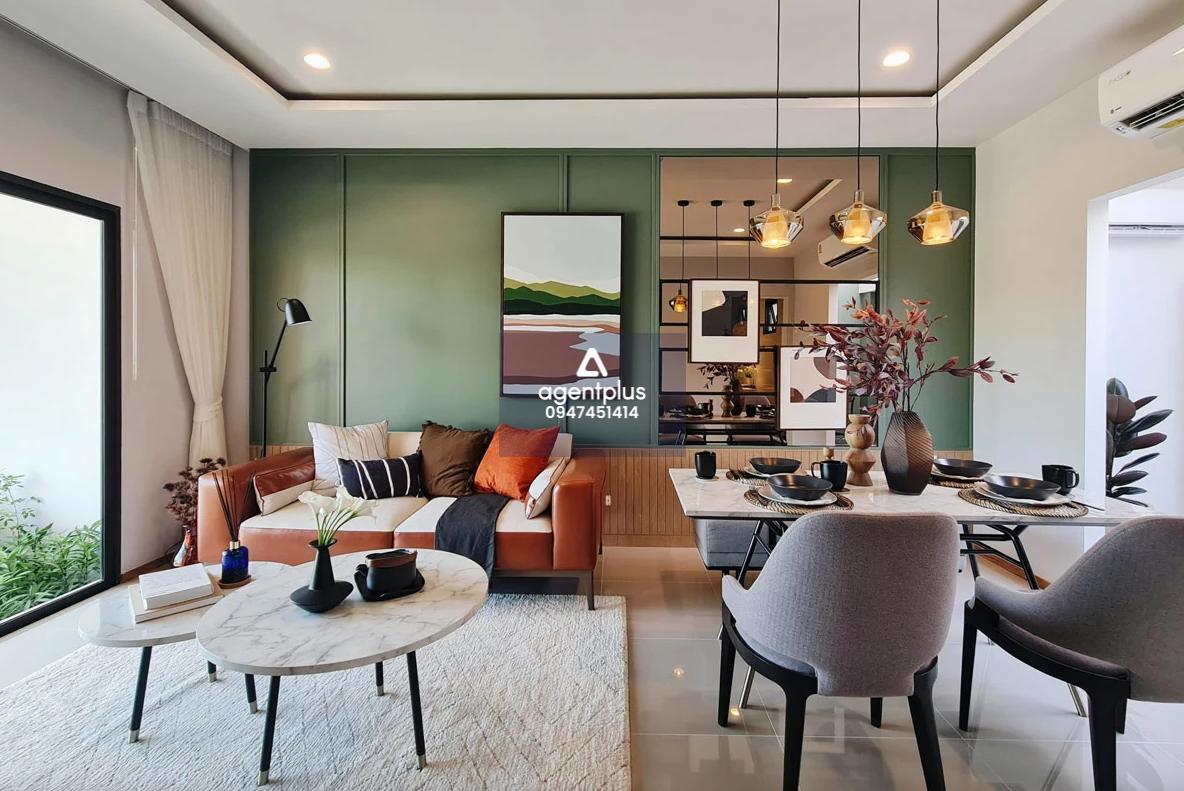 ทาวน์โฮมพร้อมอยู่ บรรยากาศเรียบง่ายสำหรับการอยู่อาศัย