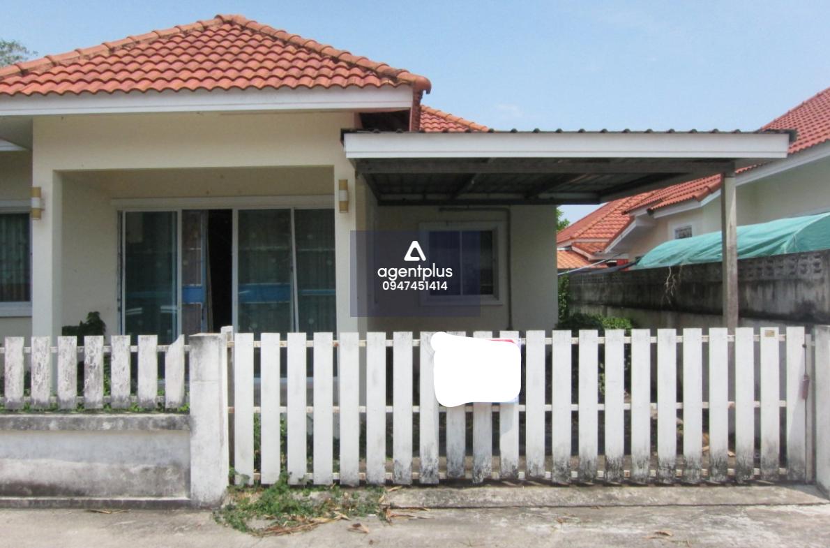 ขายทาวน์เฮ้าส์ 2 ชั้น โครงการหมู่บ้าน เดอะ พาลาซเซตโต้ ถนนสายบางมุง – ระยอง(ทล.36) ราคา 1.85 ล้านบาท