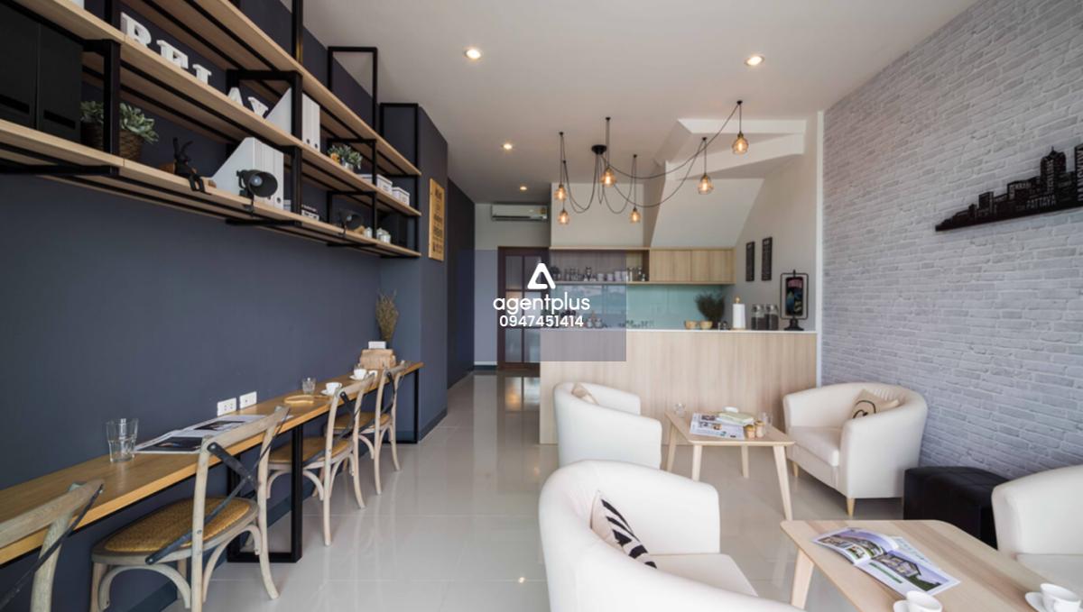 ขายด่วนเสนา ช็อปเฮ้าส์ ลำลูกกา - คลอง 6 (Sena Shophouse Lumlukka - Klong 6) อาคารพาณิชย์ 3 ชั้นดีไซน์ทันสมัย ทำเลศักยภาพ เหมาะสำหรับทำธุรกิจและอยู่อาศัยในที่เดียว