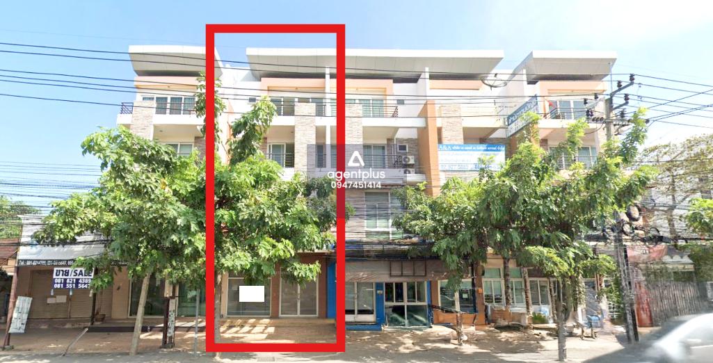 ขายด่วนอาคารพาณิชย์ 4 ชั้น สะพานสูง ทำเลดี บนถนนราษฎร์พัฒนา เขตสะพานสูง