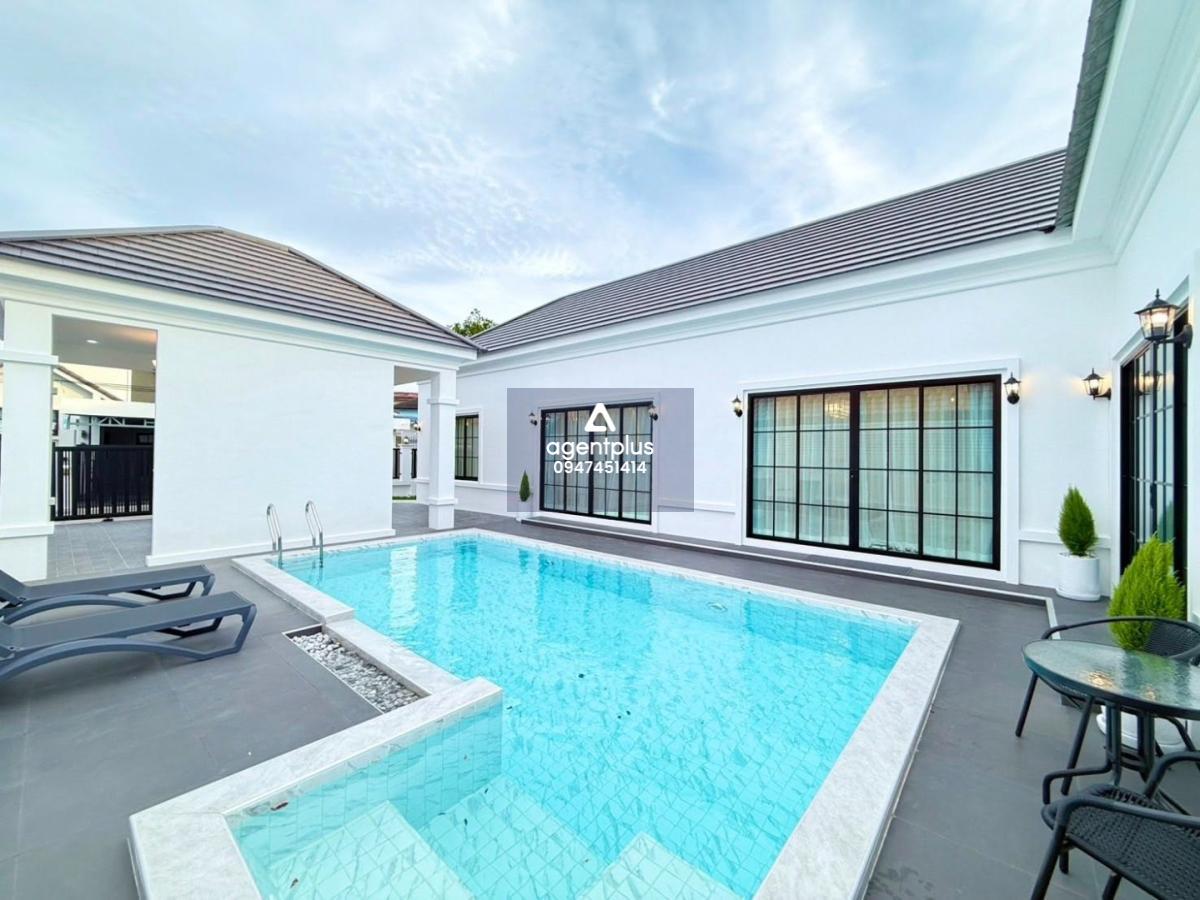 ขายบ้านเดี่ยวสร้างใหม่พร้อมสระว่ายน้ำ เฟอร์นิเจอร์บิ้วอินทั้งหลัง พัทยา