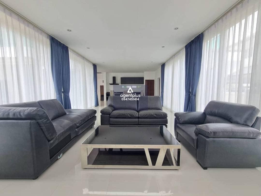 ขายบ้านเดี่ยว 2 ชั้น เดินจากบ้านลงทะเลได้เลย หมู่บ้านโลเคชั่นดีมากๆ ด้านหน้าติดถนนสุขุมวิทด้านหลังติดทะเล