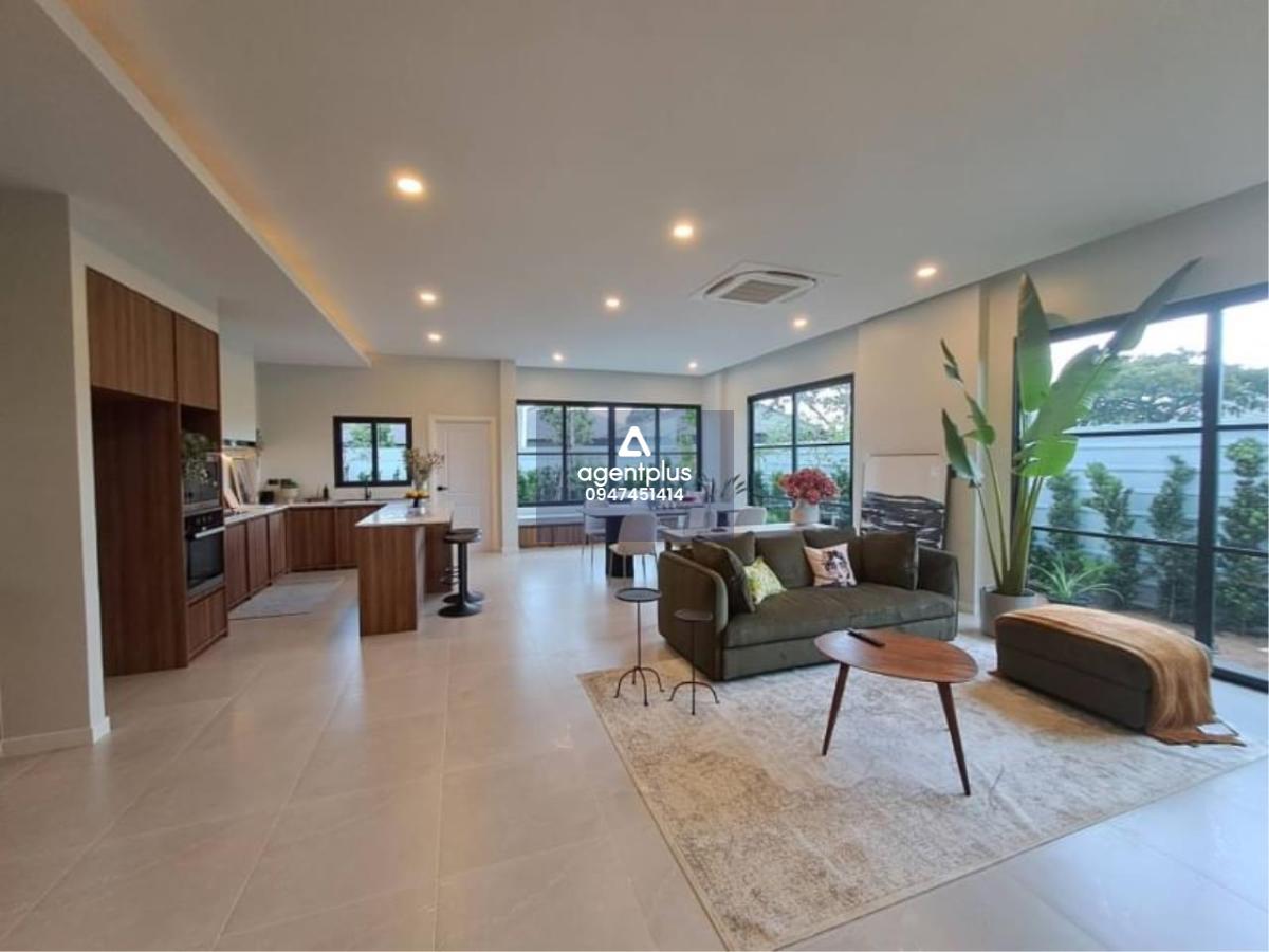 บ้านเดี่ยวพร้อมสระว่ายน้ำส่วนตัว  หมู่บ้านเงียบสงบและมีความเป็นส่วนตัวสูง  ห้วยใหญ่ พัทยา