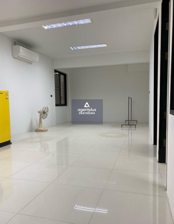 ขายบ้าน โฮมออมฟิส อยู่ในซอย ลาดพร้าว26 ห่างMRT ลาดพร้าว 300 ม