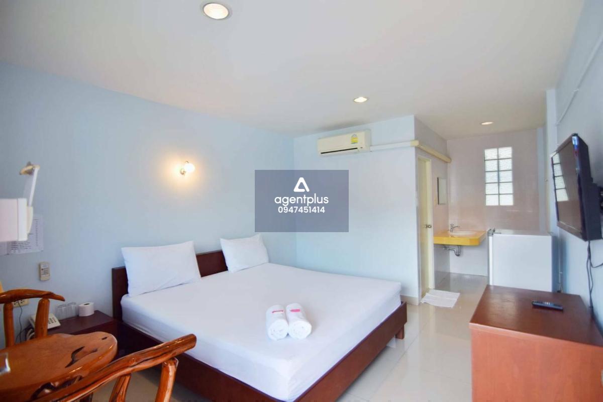 ขายโรงแรมสุดยอดทำเลใจกลางเมืองสัตหีบ ชลบุรี 