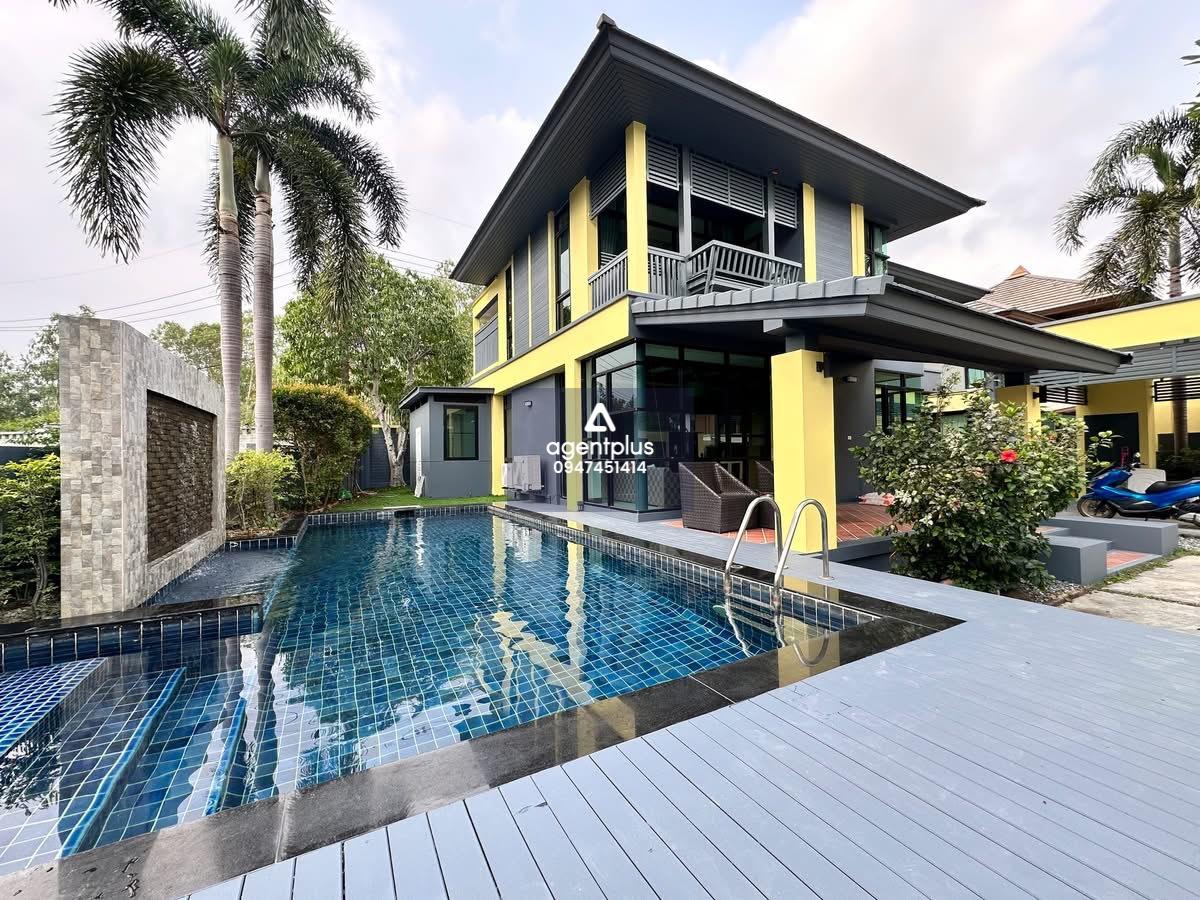 ขาย / ให้เช่าบ้าน 4ห้องนอน ในโครงการ Horseshoe Point Pattaya