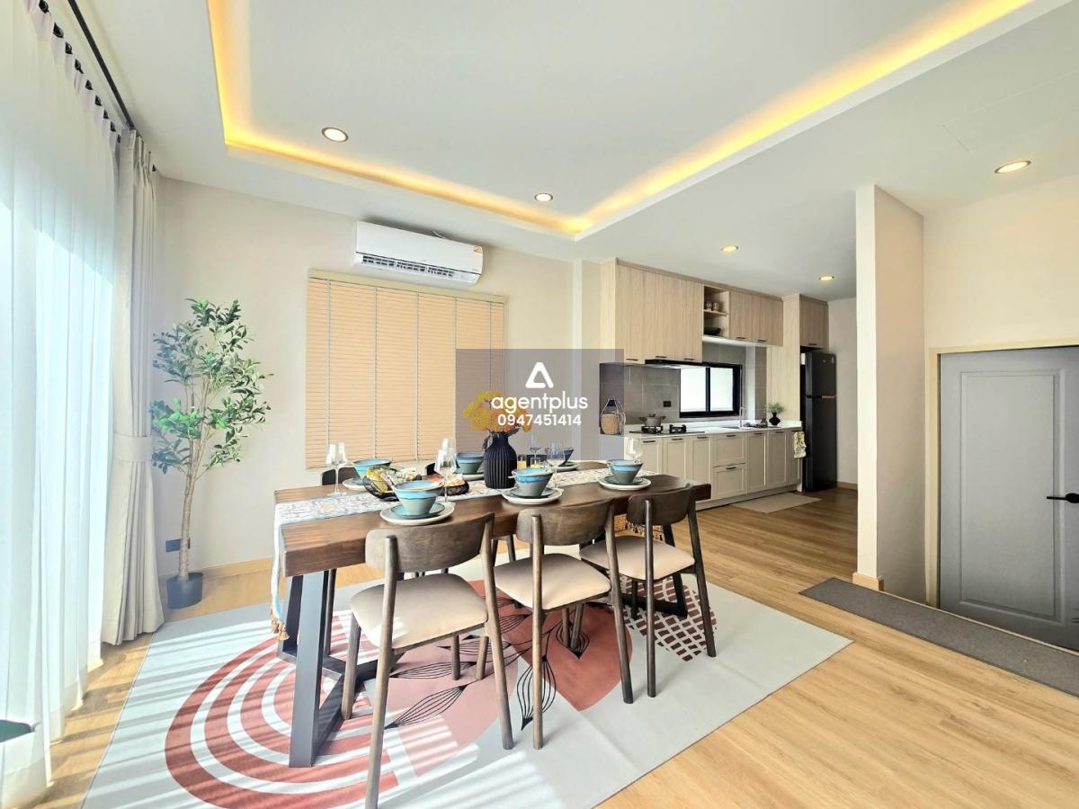 *ขายบ้านเดี่ยว 2 ชั้นรีโนเวทใหม่ ในโครงการ Patta village (พรประภานิมิต 26) ชลบุรี