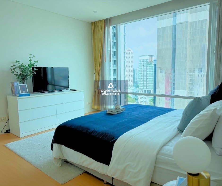 ให้เช่าคอนโดหรู Pet Friendly 2ห้องนอน ใจกลางสุขุมวิท เพียง 350 เมตรจาก BTS เอกมัย