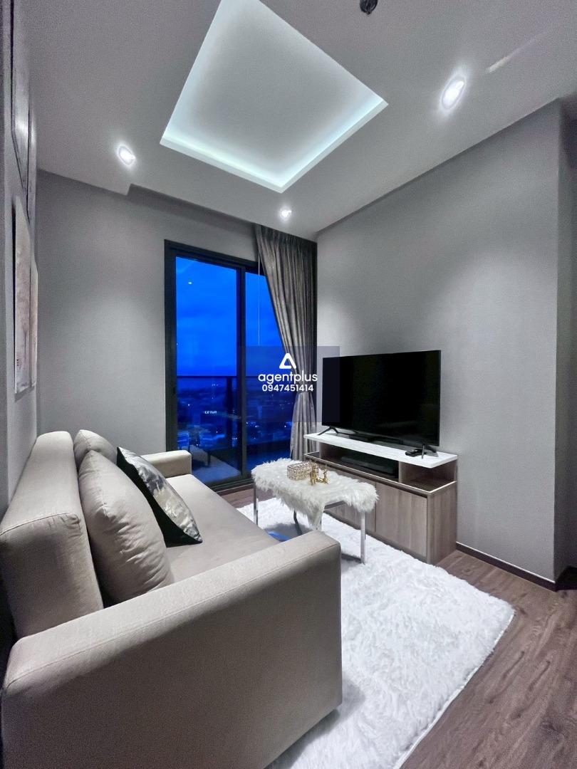 Once Pattaya Condominium – 2 Bedrooms Sea View Unit คอนโดหรูใจกลางพัทยา วิวทะเล พร้อมเครื่องซัก-อบผ้าในห้อง ราคาเช่า: 45,000 บาท/เดือน