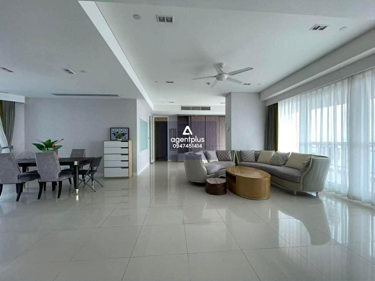 ขาย/เช่าคอนโดห้องใหญ่ วิวทะเล โควต้าต่างชาติ รีเฟล็คชัน จอมเทียนบีช พัทยา