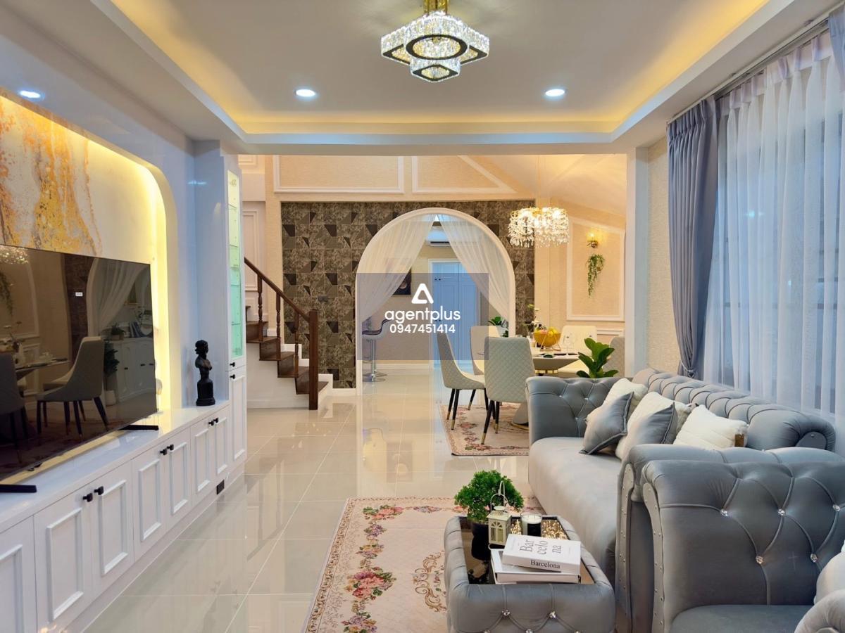  บ้านเดี่ยวพร้อมสระว่ายน้ำ หมู่บ้านพาราไดซ์ ฮิลล์ 2 พัทยา