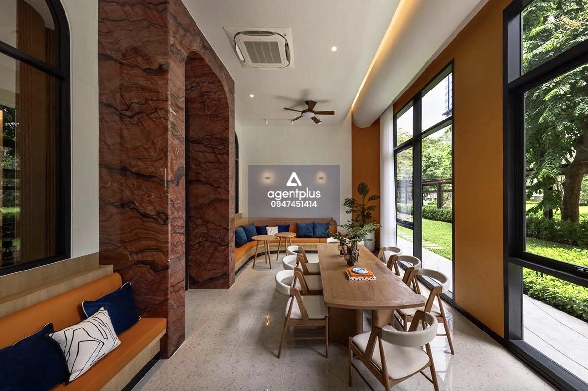 คอนโด เดอะ ไลน์ ไวบ์ ใจกลางห้าแยกลาดพร้าว