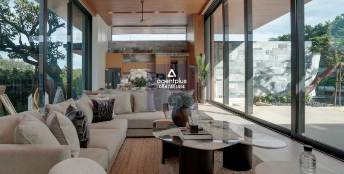 ขายพูลวิลล่าหรู สไตล์โมเดิร์น พร้อมสระว่ายน้ำส่วนตัว ทำเลเงียบสงบ ใกล้สิ่งอำนวยความสะดวก