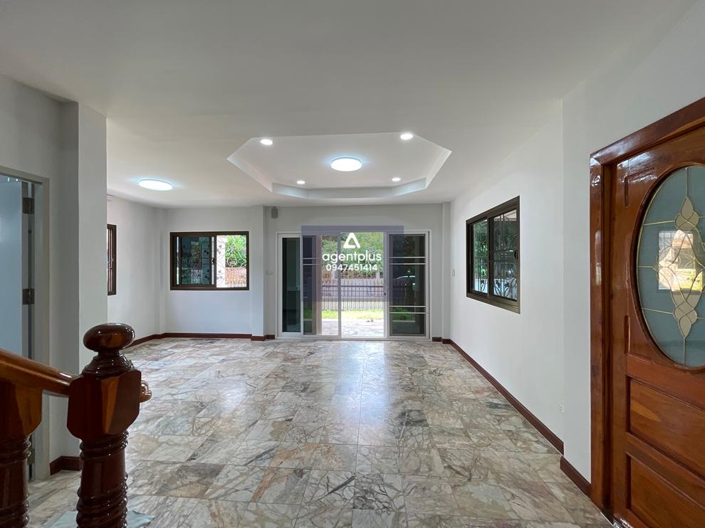 ขายบ้านเดี่ยว 2 โครงการประภาวิลล์ อุดรธานี ปรับปรุงใหม่ ทำเลดี ติดถนนทองใหญ่ เดินทางเข้า-ออกสะดวก