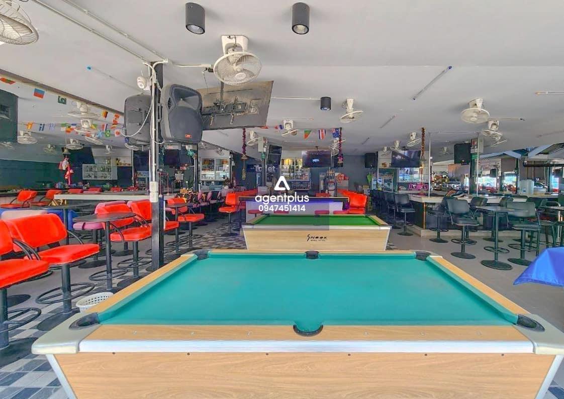 #เซ็งบาร์ ซอย 8 ใกล้ห้างเซ็นทรัลและชายหาดเพียง 10 เมตรเท่านั้น