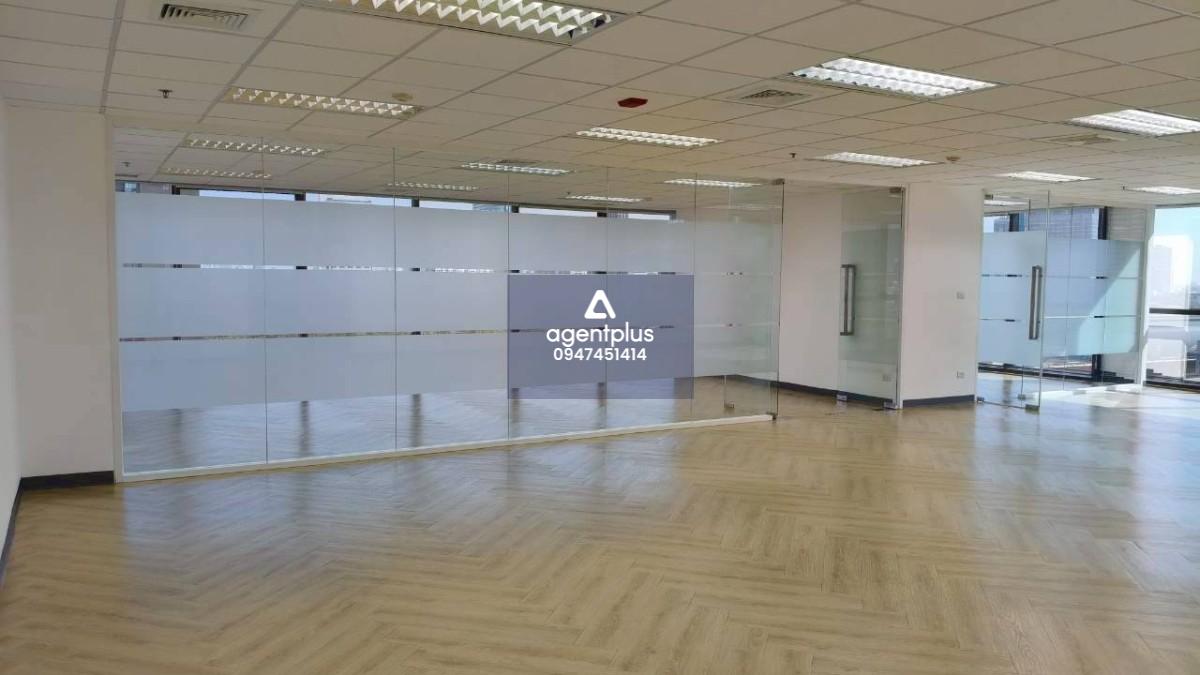 ออฟฟิศให้เช่า ถ.เพชรบุรีตัดใหม่