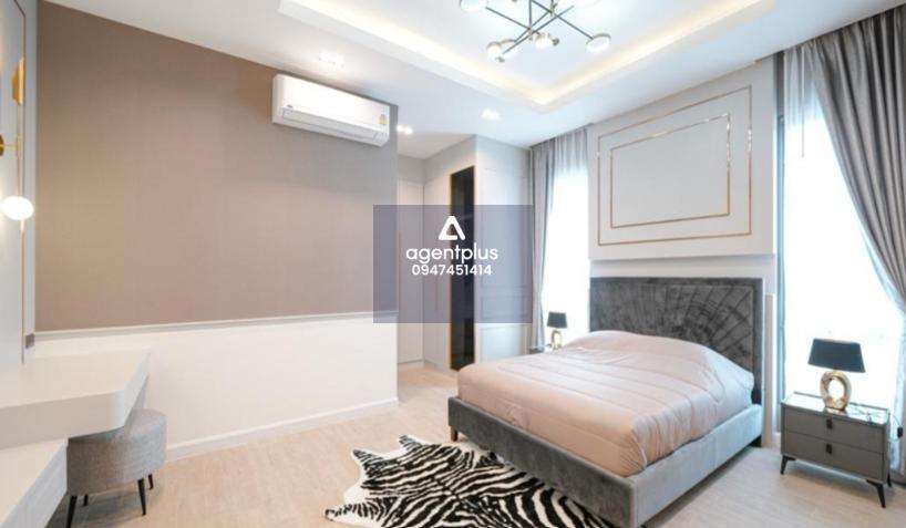 ขาย พร้อมเฟอร์นิเจอร์ครบครัน วิวสระว่ายน้ำ