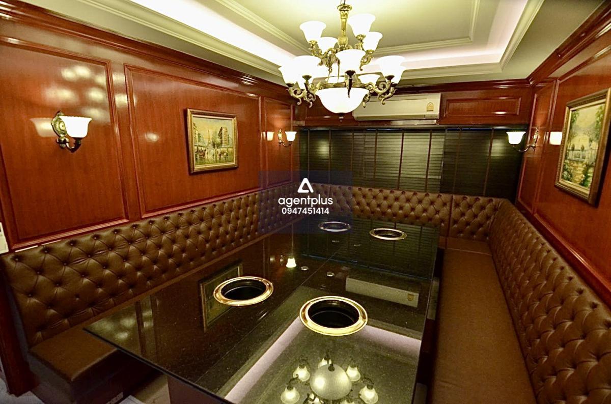  ร้านอาหารปิ้งย่างสไตล์ญี่ปุ่น พร้อมดำเนินกิจการต่อได้ทันที — ทำเลทองใจกลางสีลม