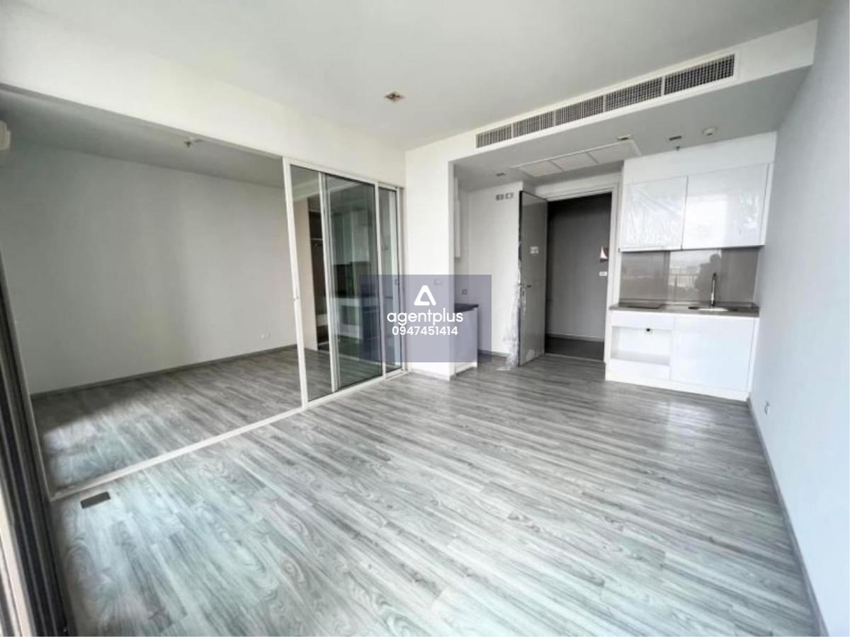 ขายบ้านปลายหาด คอนโดติดทะเล ขนาด 1 นอน 1 น้ำ ราคาพิเศษ