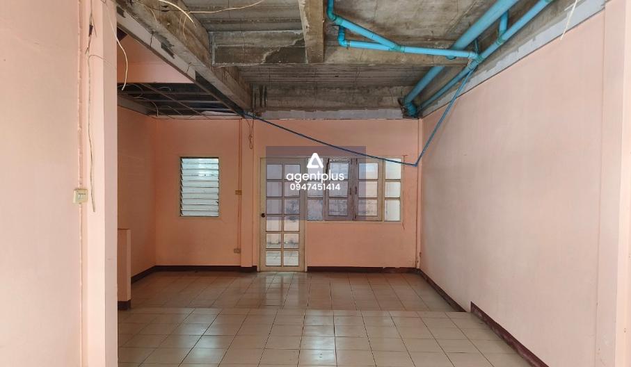 ขาย ทาวน์เฮ้าส์ โครงการมนรดา 2 ทำเลดี เดินทางเข้าออกสะดวกสบาย