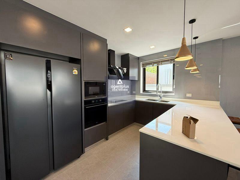 *ขายพูลวิลล่าพร้อมผู้เช่า เซ็นสิริ มิดทาวน์ วิลล่า ชลบุรี