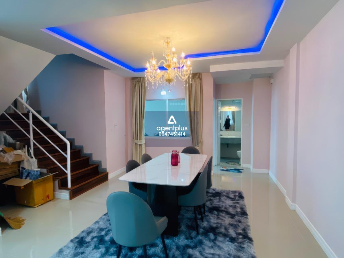 * บ้านพูลวิลล่า ราคาพิเศษ บ้านสวยพร้อมเข้าอยู่ บ้านในโครงการ Chateau Dale สยามคันทรีคลับ พัทยา