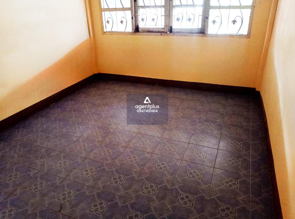 ทาวน์เฮ้าส์ โครงการแวนด้า นิคมพัฒนา ทำเลโครงการติดกับถนนสายเอกนิคม (ทล.3191) การเดินทางเข้า-ออกสะดวก อยู่หากจากตลาดนิคม 3.5 กม.