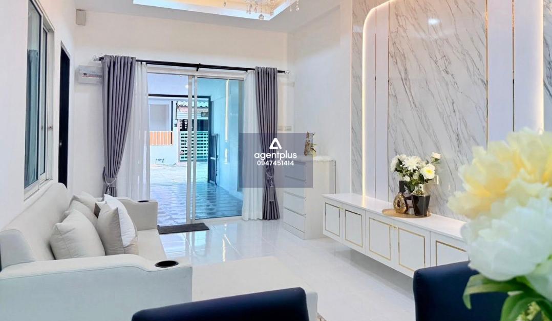 ขาย ทาวน์เฮ้าส์ชั้นเดียวรีโนเวท ซอยพรประภานิมิตร 15