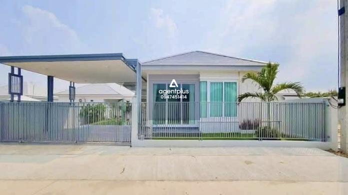 *บ้านใหม่สไตล์โมเดิร์น ใกล้ทะเลแค่ 10 นาที!