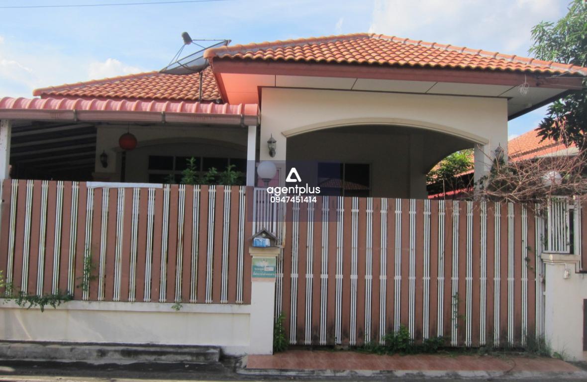 ขายด่วนบ้านเดี่ยวชั้นเดียว โครงการฐานมั่นคง ถนนคลองหลวง ราคา 2.99 ล้านบาท 3 นอน 2 น้ำ ใกล้ทางด่วน ดรีมเวิล์ล ฟิวเจอร์พาร์ค โรงเรียน มหาวิทยาลัย ตลาดไท