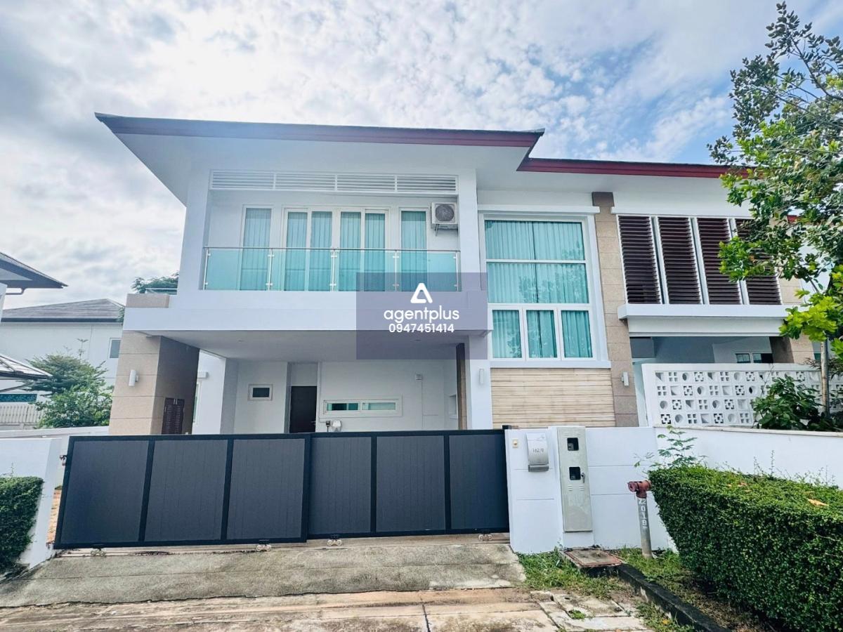 *ขายพูลวิลล่าติดทะเล หมู่บ้านซีบรีซวิลล่าพัทยา (แยกกระทิงลาย) 